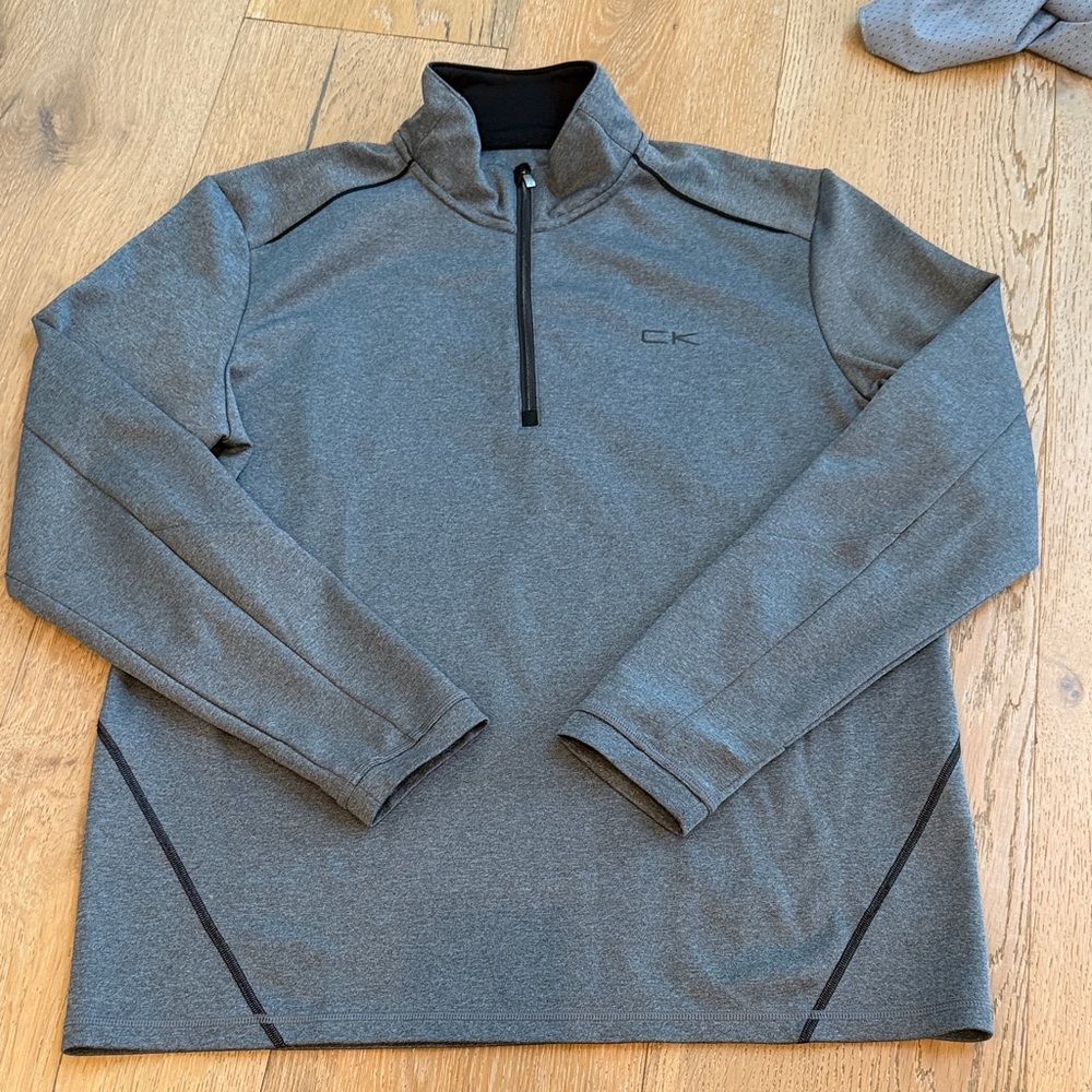 Calvin Klein Men's Charcoal Gray Quarter-Zip sweater